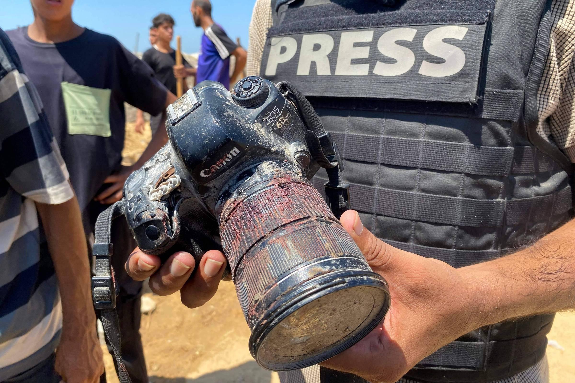 Relatório revela 467 violações a jornalistas palestinos por Israel