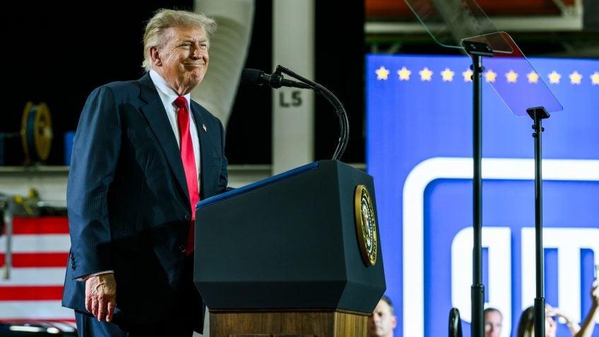 Trump usa jato militar para deixar Turquia por ameaças