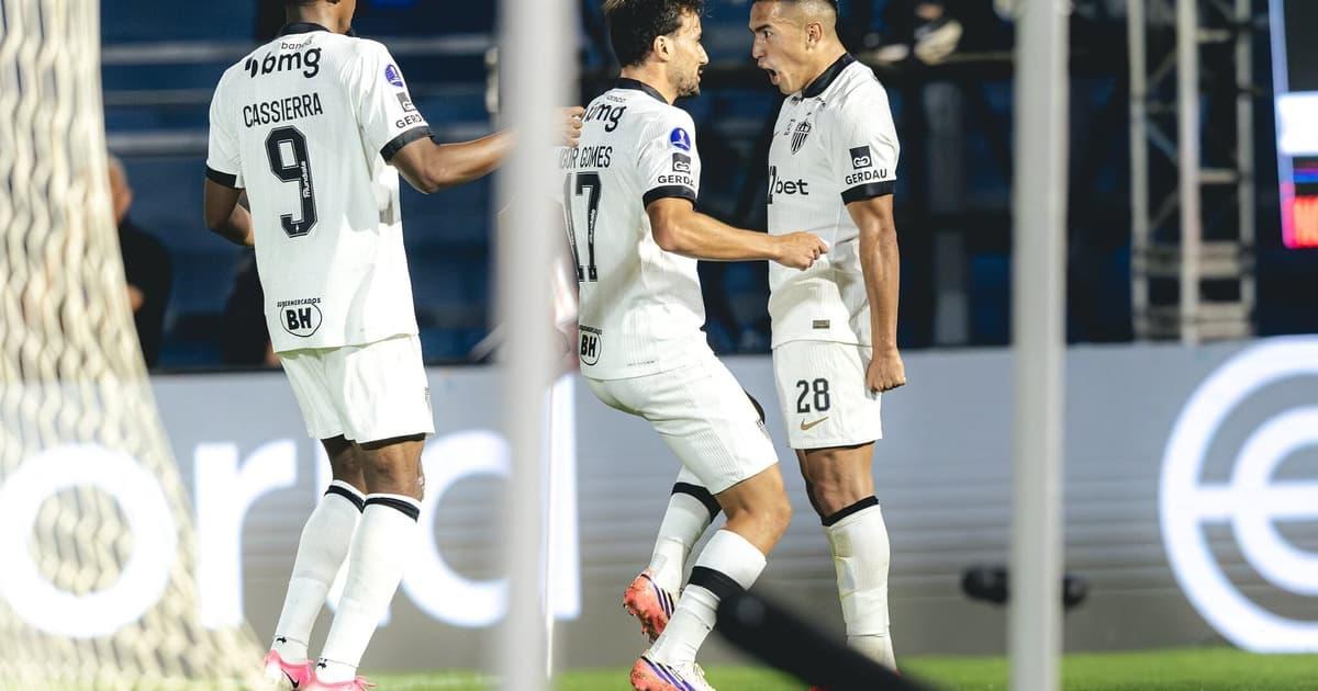 Atlético conquista vitória sobre Bragantino na ida da Sul-Americana