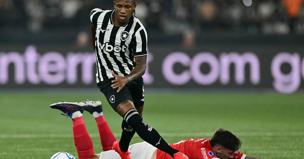 Danilo admite fase delicada no Botafogo após eliminação na Sul-Americana
