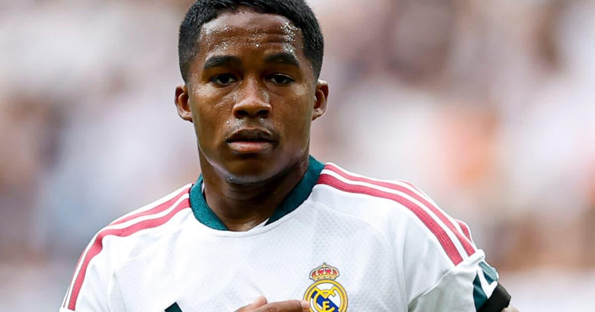Real Madrid vence Schalke com gol de Carlos Espí e futuro de Endrick vira pauta