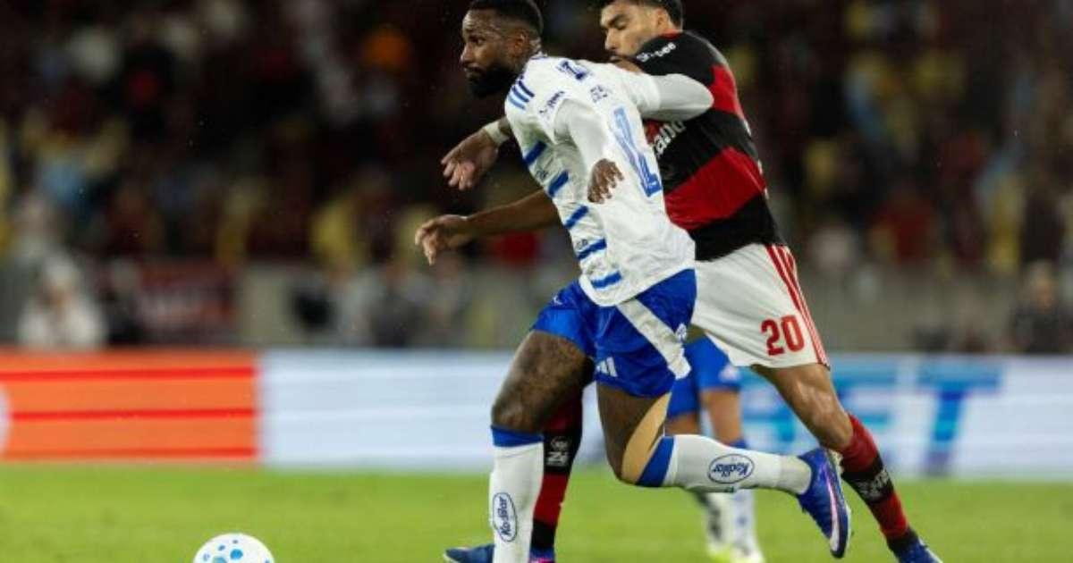 Ancelotti envia comissão técnica para observar Cruzeiro x Flamengo no Mineirão