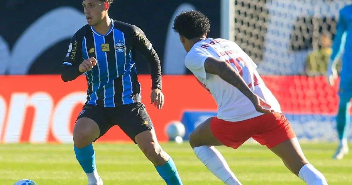 Bragantino vence Grêmio com gol salvador no Brasileirão