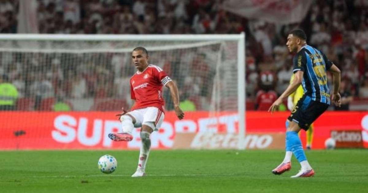 Gabriel Mercado critica arbitragem no Gre-Nal pela Copa do