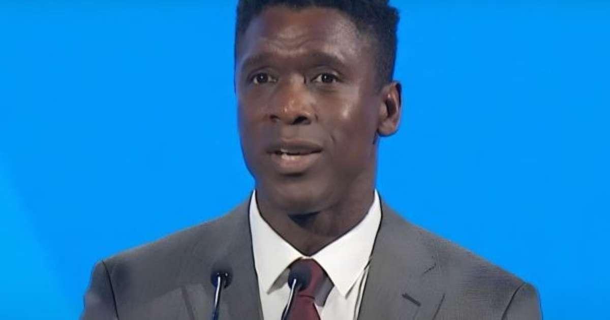 Clarence Seedorf chega ao Corinthians com foco no