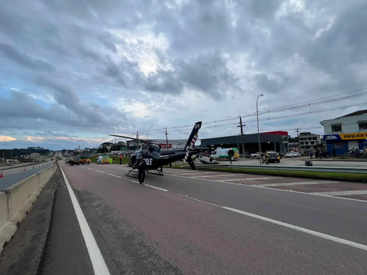 Motorista embriagado atropela pedestres e causa grave acidente